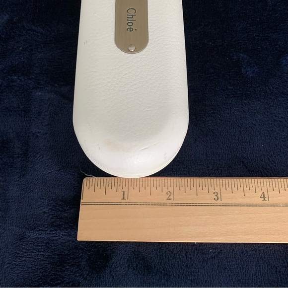 CHLOE Sunglasses Case White Faux Leather Metal Feet On Bottom Logo Plate Luxury - Picture 9 of 13